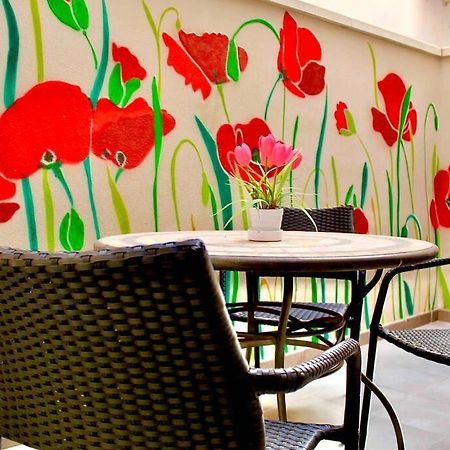 Апартаменты Downtown Jinetes Deluxe With Pool & Free Parking Малага Экстерьер фото